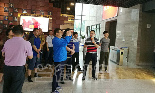 1562742836940544.jpg 9824c8e23f9bf1718c3e12419f94588城阳19731.jpg