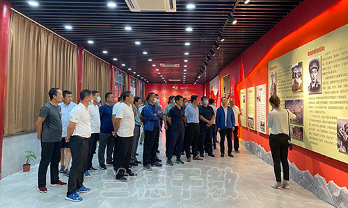 “巩固脱贫攻坚成果助力乡村振兴”培训班（2020010052） (3).jpg