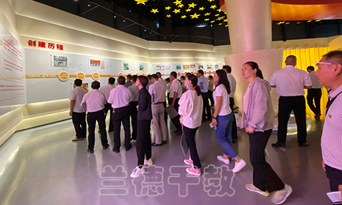 1600312790889590.jpg 28525.jpg