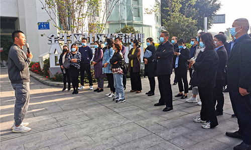 “提升基层党建创新能力”培训班（2021005011） (3).jpg