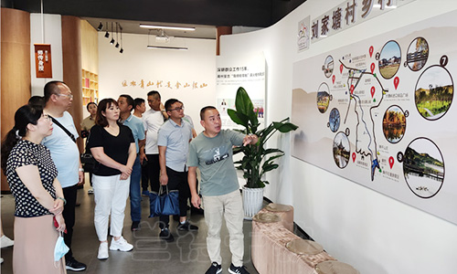 “推动农业农村现代化暨乡村振兴专题”培训班（2021030187） (4).jpg