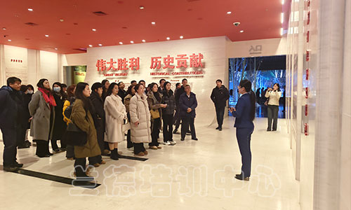 “酒都情文旅(集团）讲解员”培训班（2024020915）-2.jpg